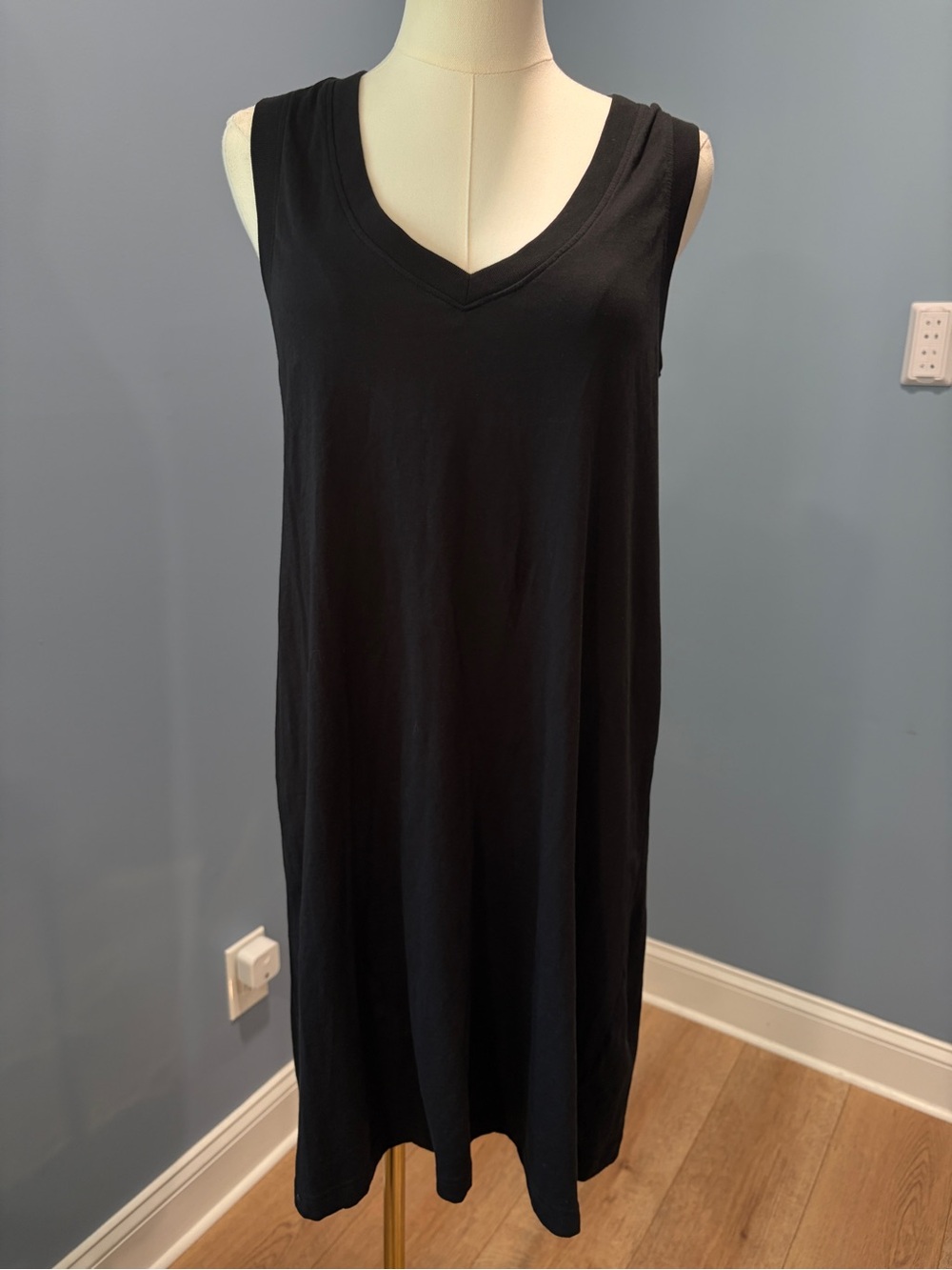Pact Black Organic Cotton V-Neck Sleeveless Midi Dress Size Small